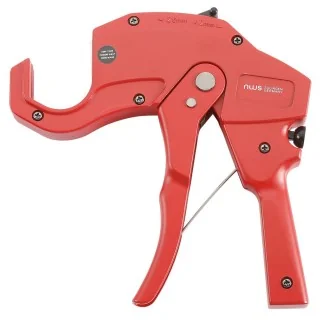 Plastic pipe cutter